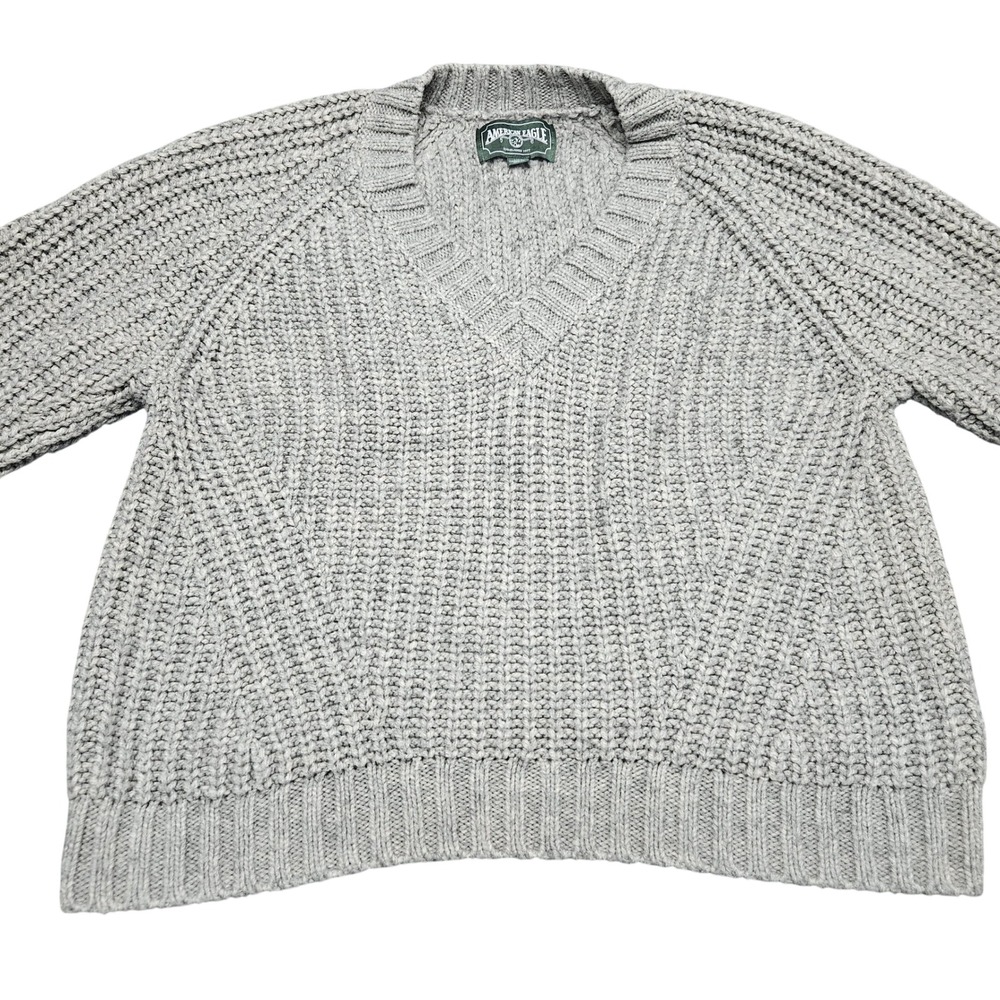 American Eagle Chunky‎ Knit Sweater Large Gray V Neck Textured Cozy Casual